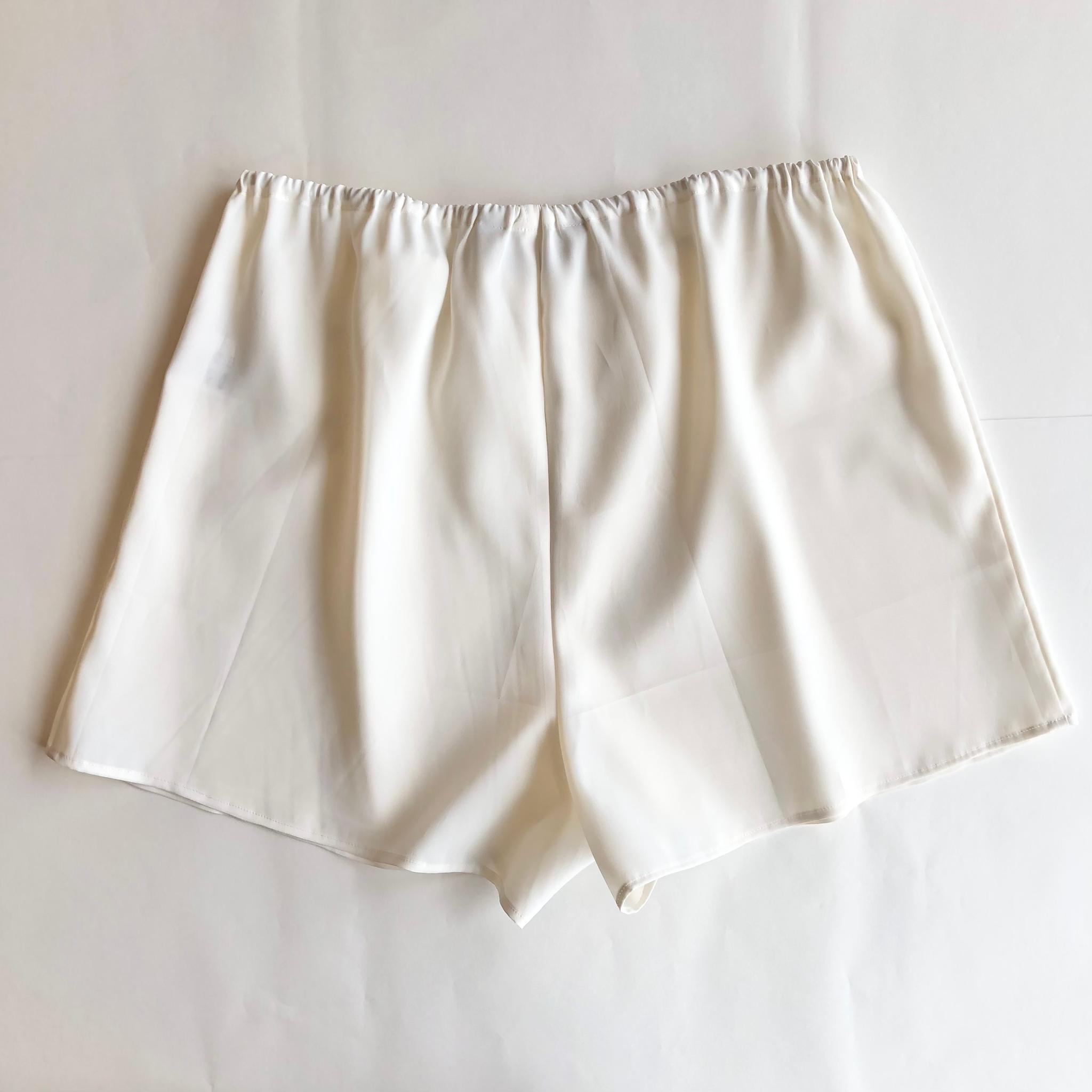 〈Mサイズ〉インナー ペチパンツ(ショート丈)【白(オフホワイト）/キュプラ80%】 | 2枚目